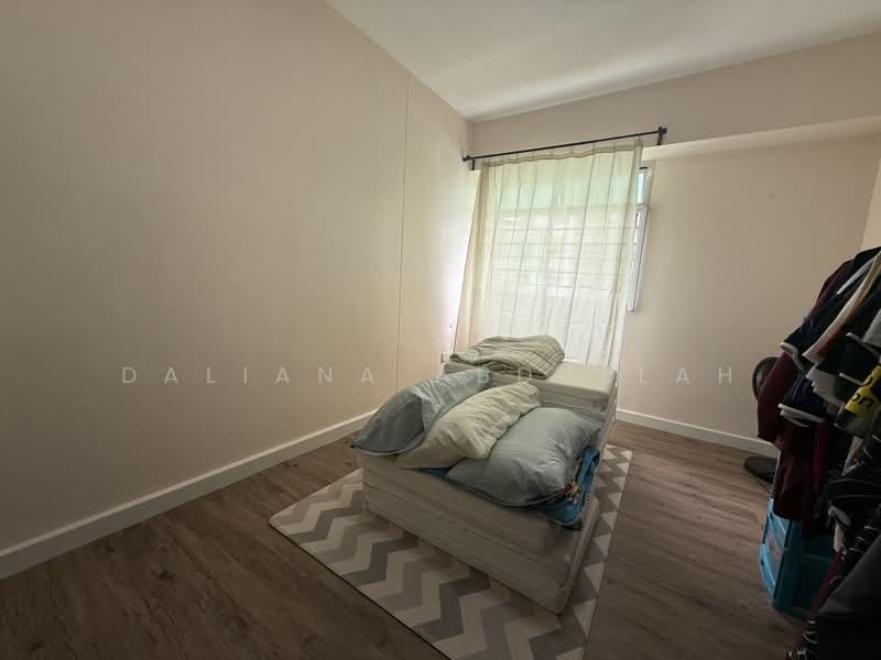 204A Punggol Field, 204A Punggol Field, 3 Bedrooms, 1,184 sqft, HDB Flat For Sale, by Daliana Abdullah, 500188837 - Bedroom - PropertyGuru.com.sg