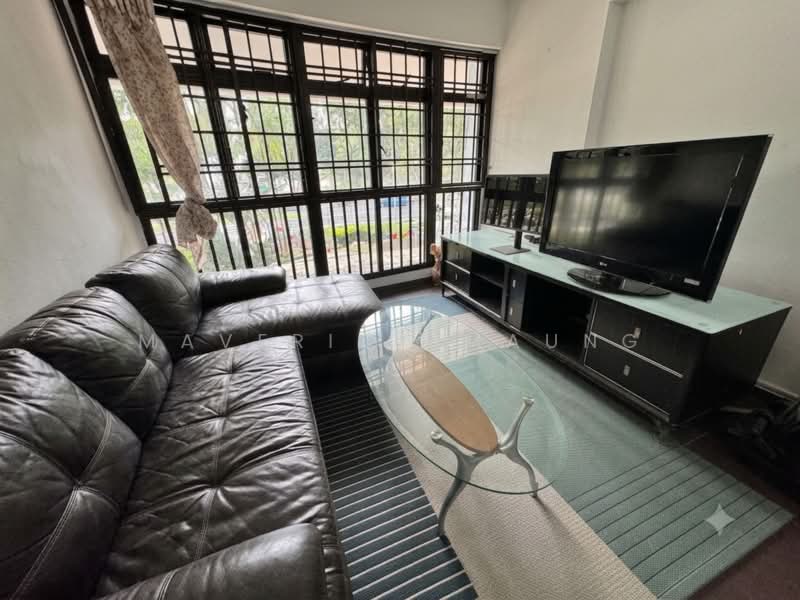 27A Jalan Membina, 27A Jalan Membina, 3 Bedrooms, 969 sqft, HDB Flat For Sale, by Maverick Maung, 500188838 - Living Room - PropertyGuru.com.sg