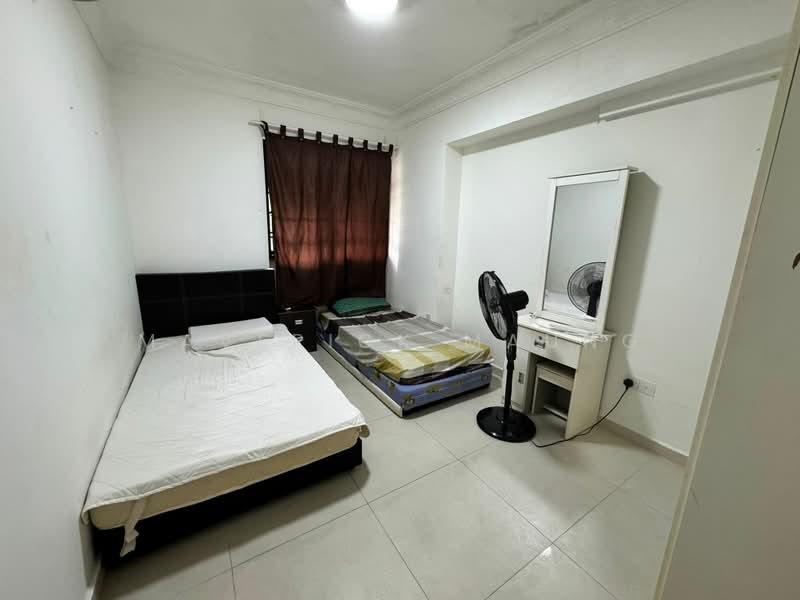 27A Jalan Membina, 27A Jalan Membina, 3 Bedrooms, 969 sqft, HDB Flat For Sale, by Maverick Maung, 500188838 - Bedroom - PropertyGuru.com.sg