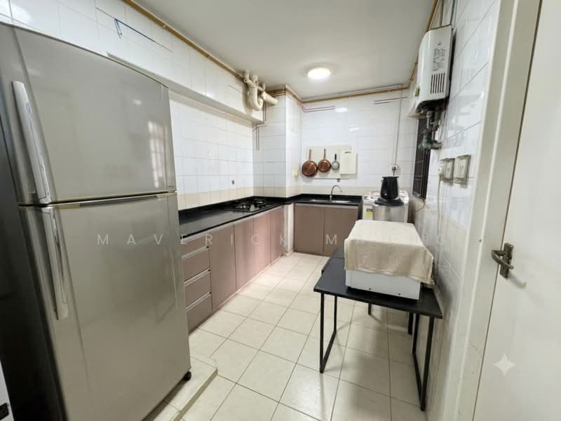 27A Jalan Membina, 27A Jalan Membina, 3 Bedrooms, 969 sqft, HDB Flat For Sale, by Maverick Maung, 500188838 - Kitchen - PropertyGuru.com.sg