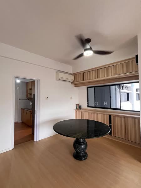 Mandarin Gardens, 5 Siglap Road, 1 Bedroom, 732 sqft, Condominium For Rent, by Eileen Koh, 500188840 - Interior - PropertyGuru.com.sg