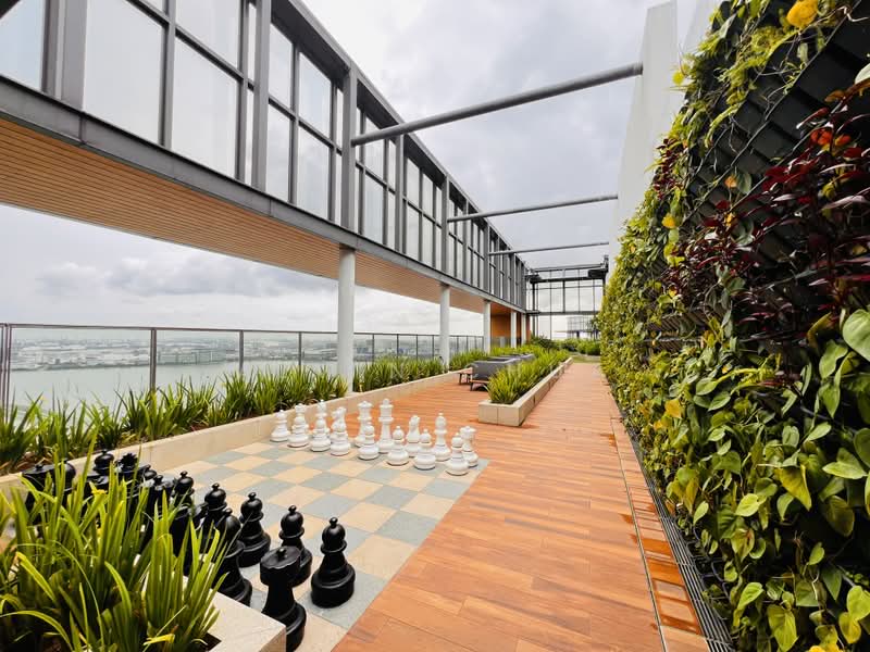 Twin VEW, 91 West Coast Vale, 3 Bedrooms, 1,055 sqft, Condominium For Sale, by Alvin Chua, 500188861 - Exterior - PropertyGuru.com.sg