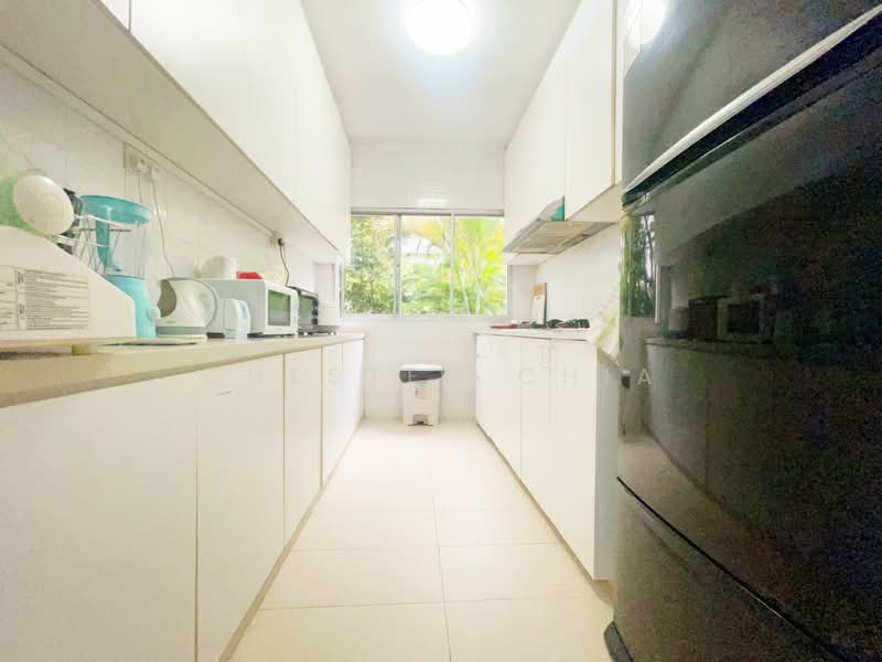 6 Mount Sinai Walk, , Room Rental, 150 sqft, Detached House For Rent, by Chester Chia, 500188868 - Kitchen - PropertyGuru.com.sg