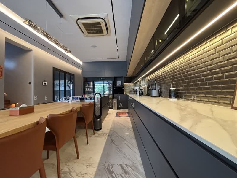 4 levels with lift semi-detached, 8 bedrooms, Sunrise Avenue, 8 Bedrooms, 7,500 sqft, Semi-Detached House For Sale, by Benaiah Tan Chin Guan, 500188871 - Kitchen - PropertyGuru.com.sg
