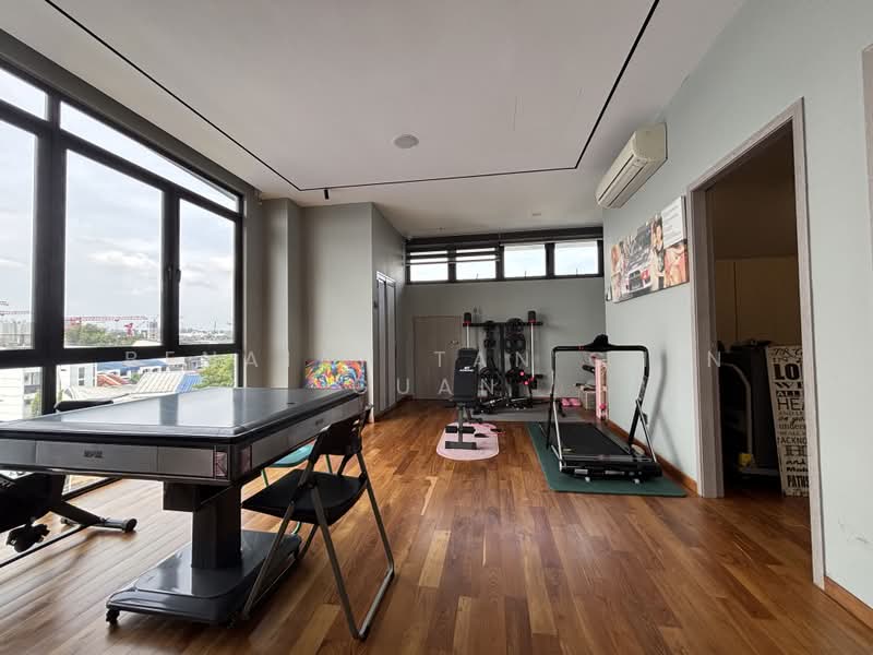 4 levels with lift semi-detached, 8 bedrooms, Sunrise Avenue, 8 Bedrooms, 7,500 sqft, Semi-Detached House For Sale, by Benaiah Tan Chin Guan, 500188871 - Gym - PropertyGuru.com.sg