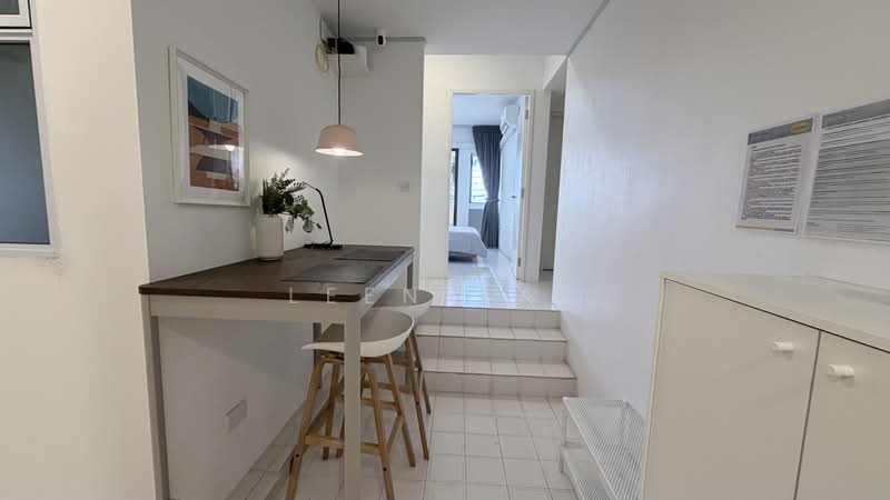 Pine Grove, 1N Pine Grove, Room Rental, 100 sqft, Condominium For Rent, by Leen Yap, 500188875 - Corridor - PropertyGuru.com.sg