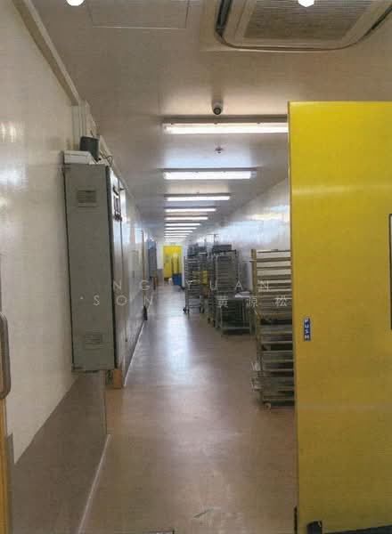 FoodAxis@Senoko, 1 Senoko Avenue, 13,156 sqft, Factory / Workshop (B2) For Rent, by Ng Yuan Song 黄源松, 500188881 - Corridor - CommercialGuru.com.sg