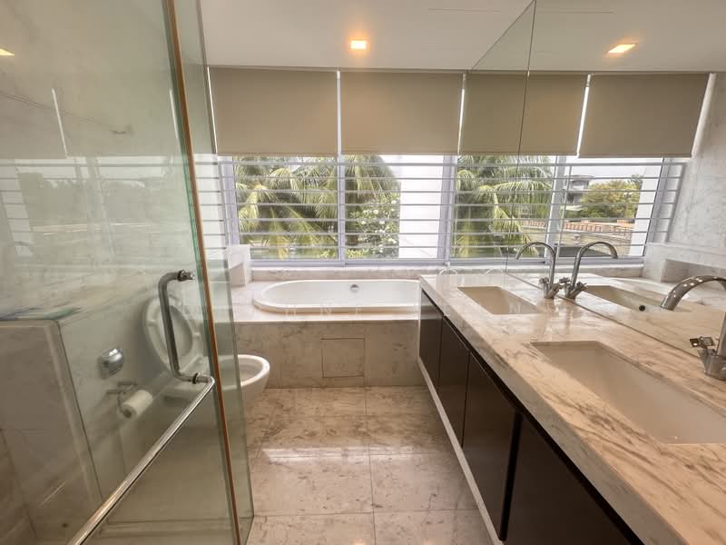 Sentosa Cove, 145 Ocean Drive, 4 Bedrooms, 3,595 sqft, Detached House For Rent, by Daphne Lean, 500188896 - Bathroom - PropertyGuru.com.sg