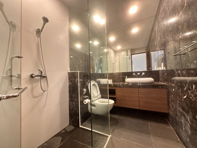 Sentosa Cove, 145 Ocean Drive, 4 Bedrooms, 3,595 sqft, Detached House For Rent, by Daphne Lean, 500188896 - Bathroom - PropertyGuru.com.sg