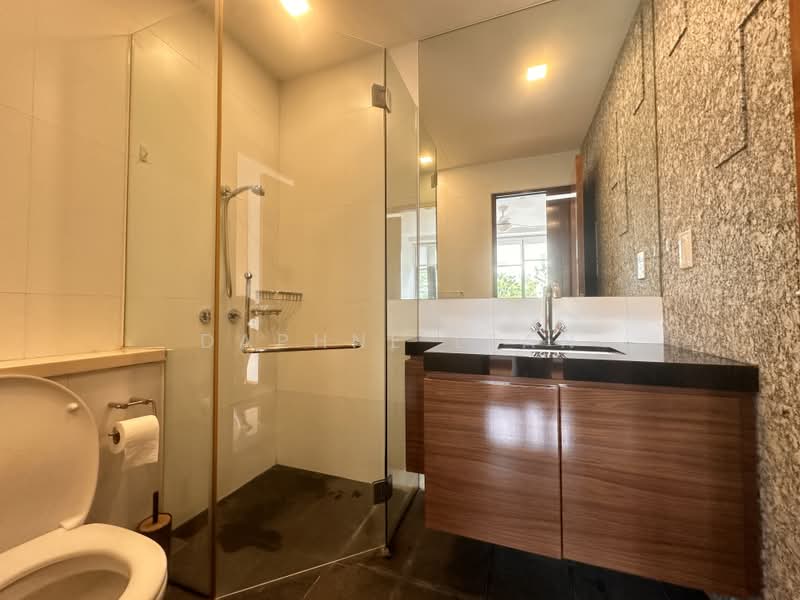 Ocean 8, 130 Ocean Drive, 4 Bedrooms, 2,623 sqft, Terraced House For Sale, by Daphne Lean, 500188898 - Bathroom - PropertyGuru.com.sg