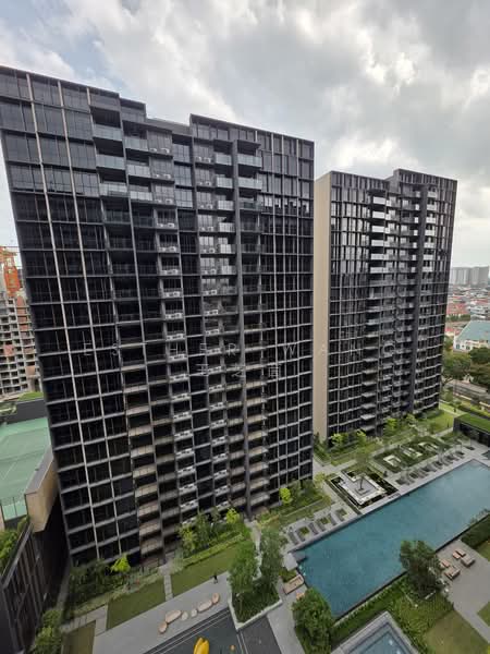Tembusu Grand, 96 Jalan Tembusu, 2 Bedrooms, 743 sqft, Condominium For Rent, by Esther Wang 王芝茵, 500188902 - Exterior - PropertyGuru.com.sg