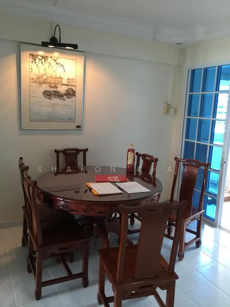 504 Hougang Avenue 8, 504 Hougang Avenue 8, 3 Bedrooms, 1,302 sqft, HDB Flat For Rent, by Sharon Chan, 500188904 - Dining Room - PropertyGuru.com.sg