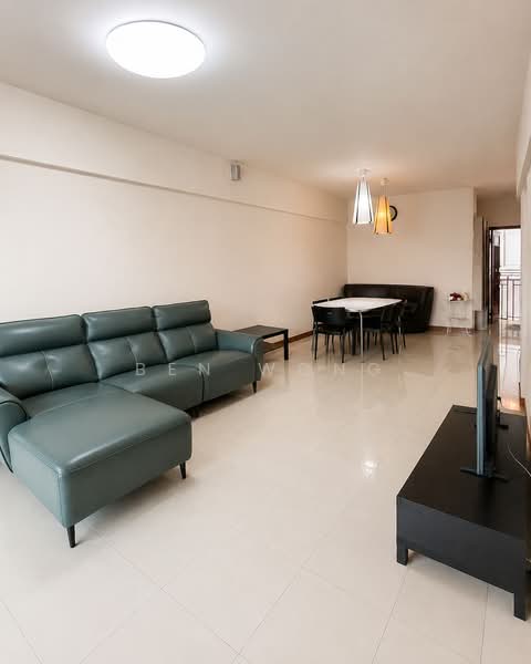 132 Edgedale Plains, 132 Edgedale Plains, 3 Bedrooms, 1,195 sqft, HDB Flat For Rent, by Ben Wong, 500188913 - Living Room - PropertyGuru.com.sg