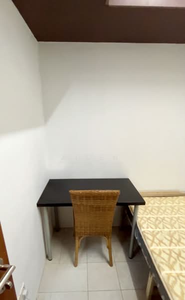 Jalan Mat Jambol, Pasir Panjang, Jalan Mat Jambol, Room Rental, 48 sqft, Terraced House For Rent, by Aiden Chong, 500188918 - Bedroom - PropertyGuru.com.sg