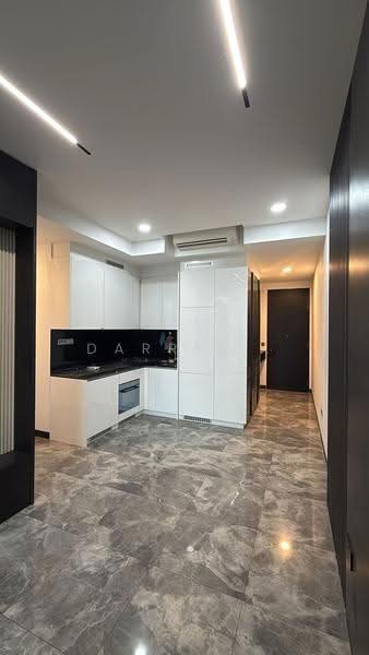 Midtown Bay, 120 Beach Road, Beach Road / Bugis / Rochor, 2 Bedrooms, 753 sqft, Condominium For Rent, by Darrio ., 500188919 - Kitchen - PropertyGuru.com.sg