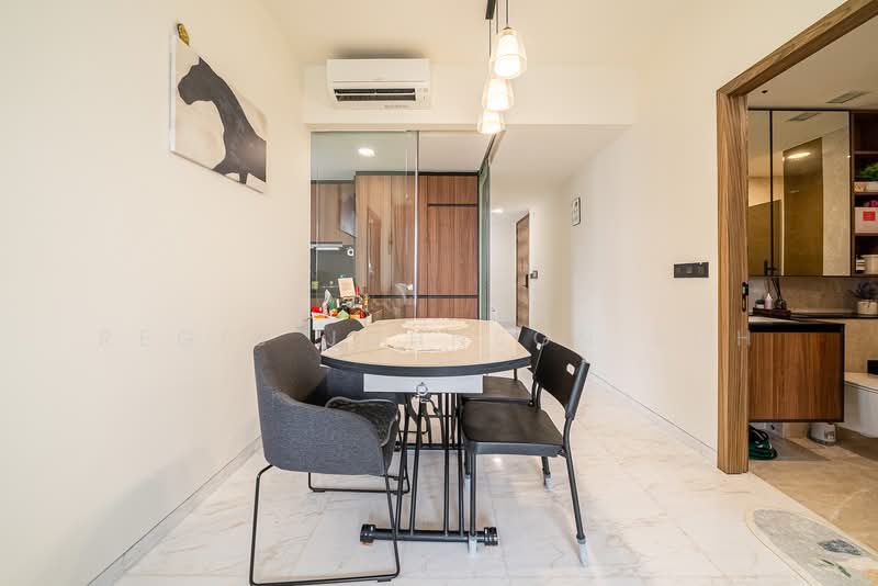 Coastline Residences, 7 Amber Road, 2 Bedrooms, 743 sqft, Condominium For Rent, by Regis Johnson Soh, 500188934 - Dining Room - PropertyGuru.com.sg