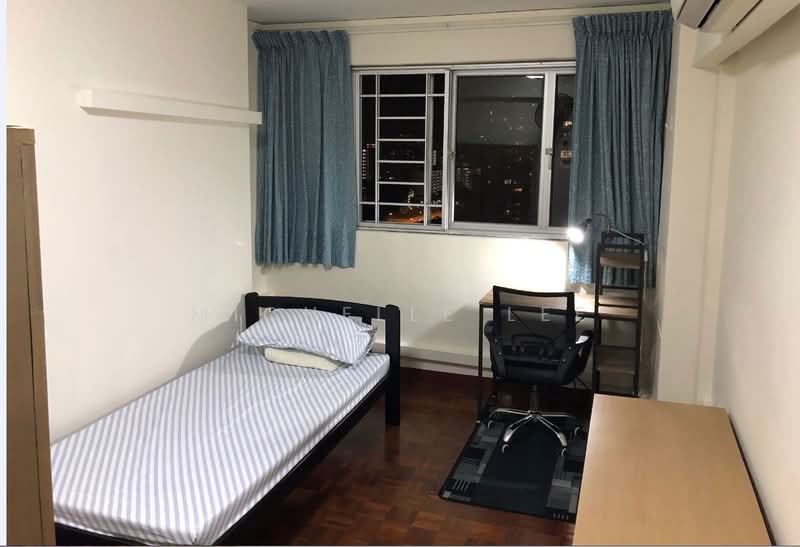 175 Lorong 2 Toa Payoh, 175 Lorong 2 Toa Payoh, Room Rental, 200 sqft, HDB Flat For Rent, by Michelle Lee, 500188935 - Bedroom - PropertyGuru.com.sg