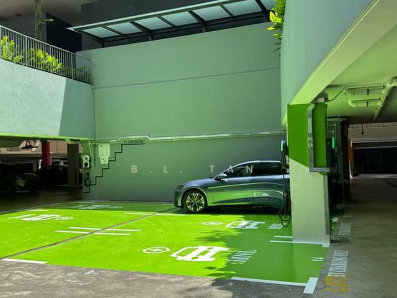Botannia, 33 West Coast Park, 3 Bedrooms, 1,305 sqft, Condominium For Rent, by B.L. Tan, 500188949 - Car Park - PropertyGuru.com.sg