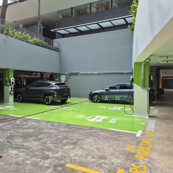 Botannia, 33 West Coast Park, 3 Bedrooms, 1,305 sqft, Condominium For Rent, by B.L. Tan, 500188949 - Car Park - PropertyGuru.com.sg