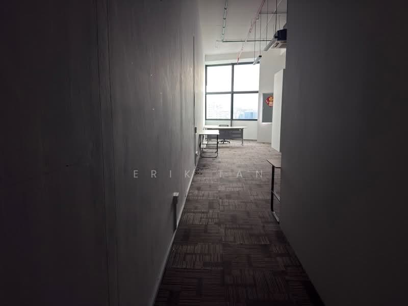 Oxley BizHub, 71 Ubi Road 1, 947 sqft, Light Industrial (B1) For Sale, by Erik Tan, 500188952 - CommercialGuru.com.sg
