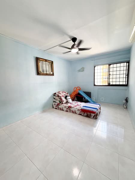 665 Hougang Avenue 4, 665 Hougang Avenue 4, 3 Bedrooms, 1,109 sqft, HDB Flat For Sale, by Khai Rambo, 500188954 - Bedroom - PropertyGuru.com.sg