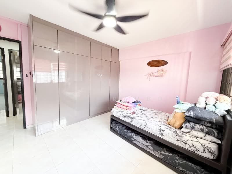 665 Hougang Avenue 4, 665 Hougang Avenue 4, 3 Bedrooms, 1,109 sqft, HDB Flat For Sale, by Khai Rambo, 500188954 - Bedroom - PropertyGuru.com.sg