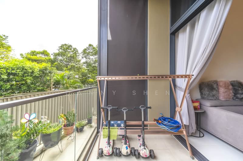 Casa Al Mare, 75 Jalan Loyang Besar, 3 Bedrooms, 1,098 sqft, Apartment For Sale, by Danny Shen, 500188972 - Balcony - PropertyGuru.com.sg