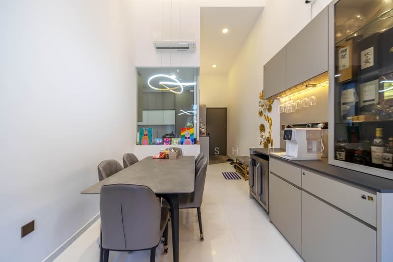 Casa Al Mare, 75 Jalan Loyang Besar, 3 Bedrooms, 1,098 sqft, Apartment For Sale, by Danny Shen, 500188972 - Dining Room - PropertyGuru.com.sg