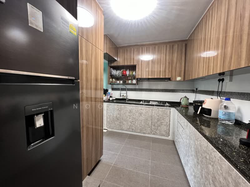 673 Choa Chu Kang Crescent, 673 Choa Chu Kang Crescent, 3 Bedrooms, 1,119 sqft, HDB Flat For Rent, by Noor Deen, 500188988 - Kitchen - PropertyGuru.com.sg