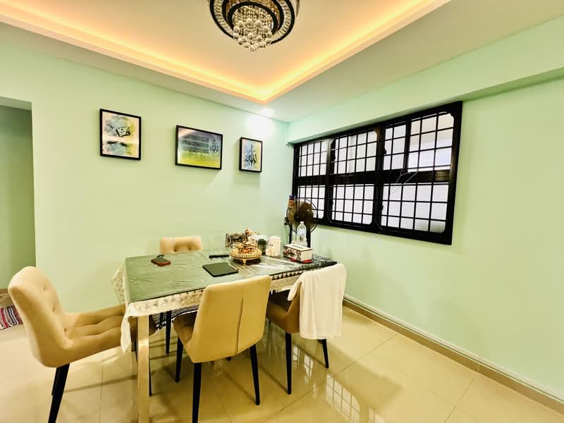 673 Choa Chu Kang Crescent, 673 Choa Chu Kang Crescent, 3 Bedrooms, 1,119 sqft, HDB Flat For Rent, by Noor Deen, 500188988 - Dining Room - PropertyGuru.com.sg