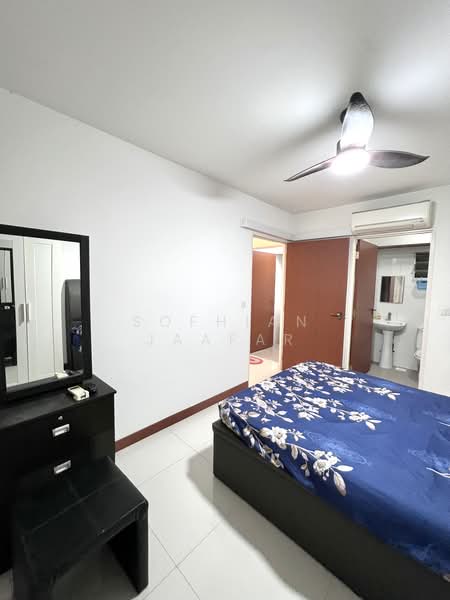 803A Keat Hong Close, 803A Keat Hong Close, 2 Bedrooms, 729 sqft, HDB Flat For Rent, by Sofhian Jaafar, 500188996 - Bedroom - PropertyGuru.com.sg