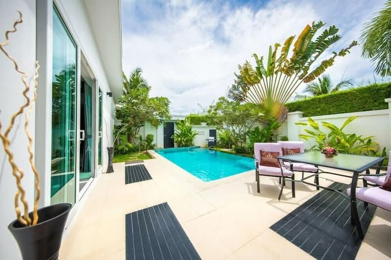 🌟 实惠别墅 Low $Psf, near Henry Park Primary ✧ Elegant 🌟, , 5 Bedrooms, 4,950 sqft, Detached House For Sale, by Martin Goh 吴伟楠, 500188998 - Exterior - PropertyGuru.com.sg
