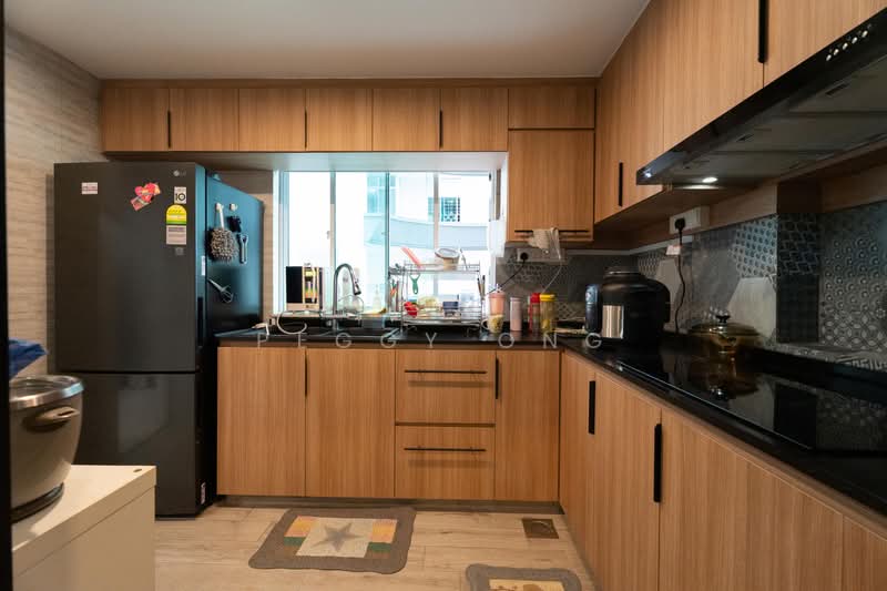 Maysprings, 2 Petir Road, 3 Bedrooms, 1,292 sqft, Apartment For Sale, by Peggy Ong, 500188999 - Kitchen - PropertyGuru.com.sg