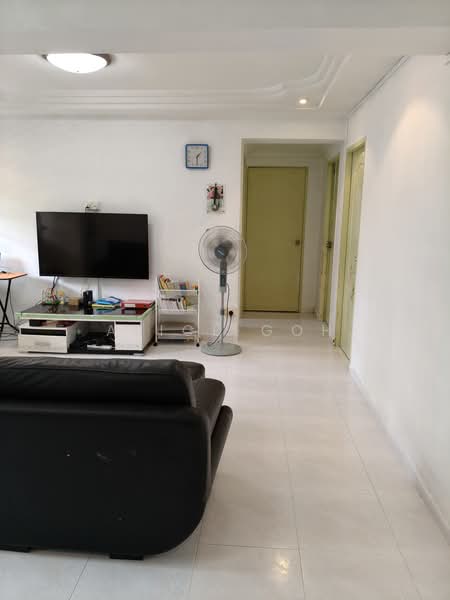 892A Woodlands Drive 50, 892A Woodlands Drive 50, 3 Bedrooms, 1,076 sqft, HDB Flat For Sale, by Alice Goh, 500189001 - Living Room - PropertyGuru.com.sg