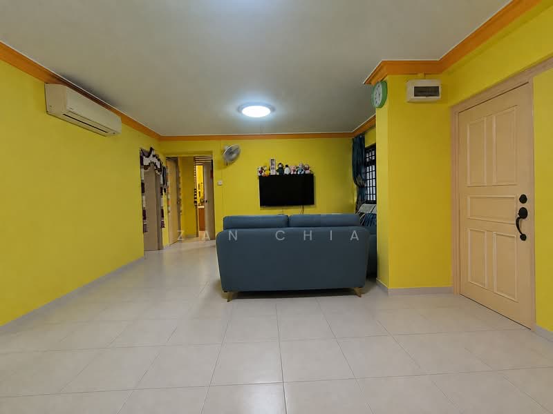 626 Choa Chu Kang Street 62, 626 Choa Chu Kang Street 62, 3 Bedrooms, 1,076 sqft, HDB Flat For Sale, by Zan Chia, 500189020 - Living Room - PropertyGuru.com.sg