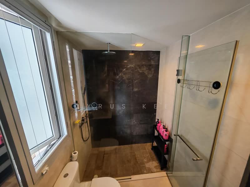eCO, 279 Bedok South Avenue 3, 2 Bedrooms, 840 sqft, Condominium For Sale, by Cyrus Kee, 500189027 - Bathroom - PropertyGuru.com.sg