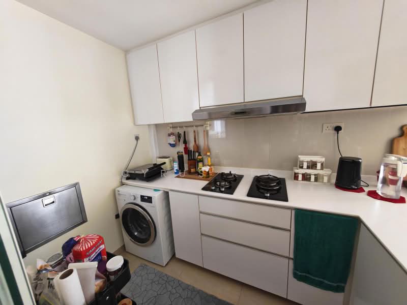 eCO, 279 Bedok South Avenue 3, 2 Bedrooms, 840 sqft, Condominium For Sale, by Cyrus Kee, 500189027 - Kitchen - PropertyGuru.com.sg