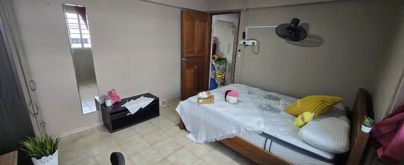 332 Jurong East Avenue 1, 332 Jurong East Avenue 1, Room Rental, 100 sqft, HDB Flat For Rent, by Priscilla Lee, 500189030 - Bedroom - PropertyGuru.com.sg