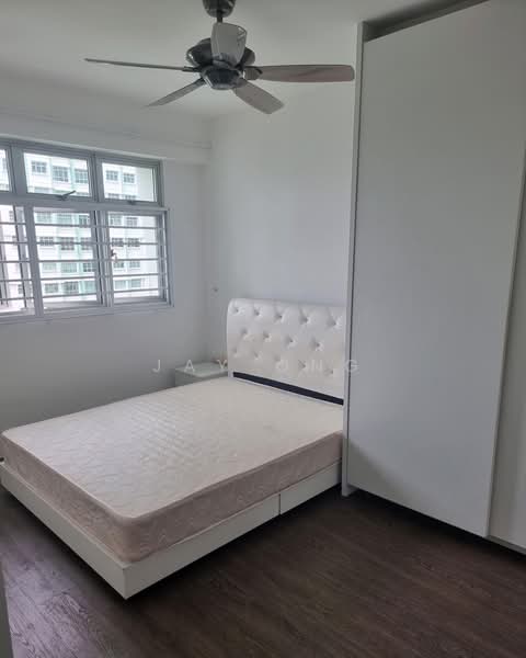 671B Edgefield Plains, 671B Edgefield Plains, Hougang / Punggol / Sengkang, 3 Bedrooms, 969 sqft, HDB Flat For Sale, by Jay Ong, 500189044 - Bedroom - PropertyGuru.com.sg