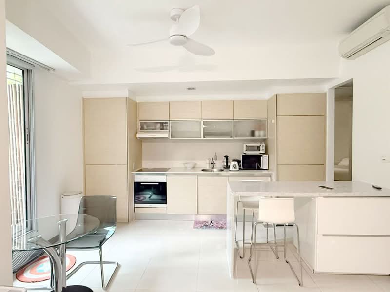 The Sail @ Marina Bay, 6 Marina Boulevard, 2 Bedrooms, 775 sqft, Condominium For Rent, by Fiona Han, 500189051 - Kitchen - PropertyGuru.com.sg