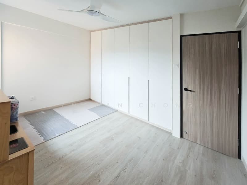122 Ang Mo Kio Avenue 3, 122 Ang Mo Kio Avenue 3, 3 Bedrooms, 990 sqft, HDB Flat For Sale, by Wynstan Chong, 500189080 - Bedroom - PropertyGuru.com.sg