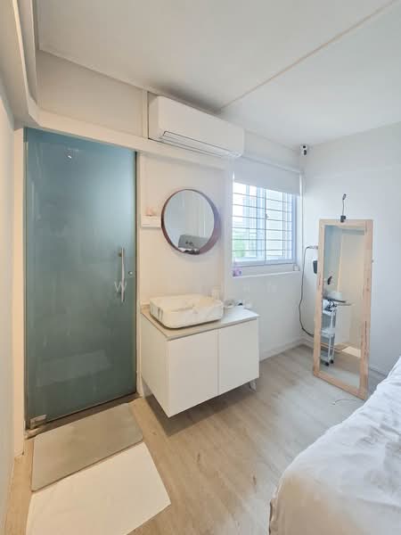 122 Ang Mo Kio Avenue 3, 122 Ang Mo Kio Avenue 3, 3 Bedrooms, 990 sqft, HDB Flat For Sale, by Wynstan Chong, 500189080 - Bathroom - PropertyGuru.com.sg