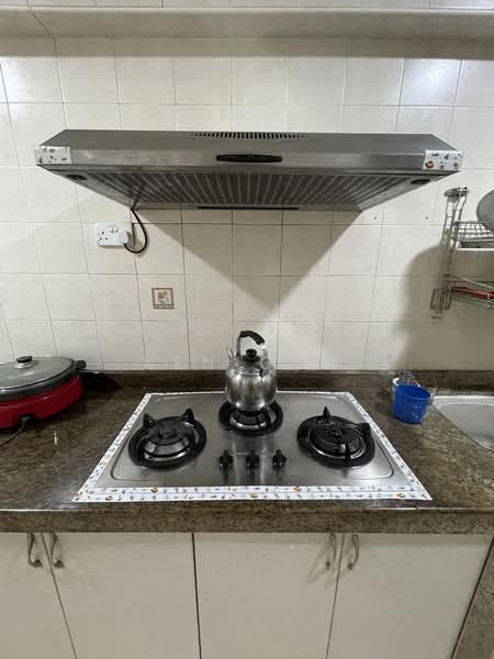 118 Edgefield Plains, 118 Edgefield Plains, 3 Bedrooms, 1,022 sqft, HDB Flat For Rent, by Ken Goh, 500189081 - Kitchen - PropertyGuru.com.sg