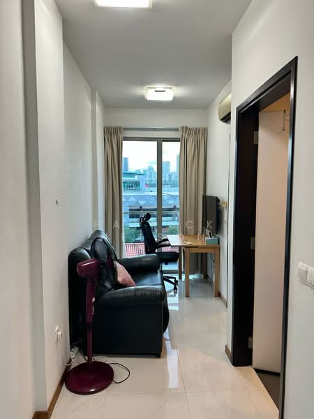 City Loft, 363 Race Course Road, 1 Bedroom, 355 sqft, Apartment For Sale, by Patrick Nelson, 500189097 - Living Room - PropertyGuru.com.sg