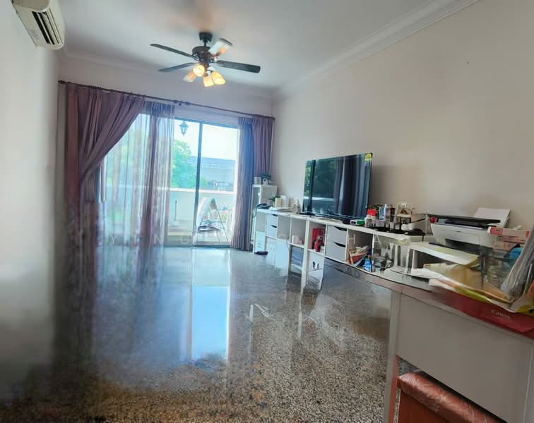 Stratford Court, 41A Bedok Ria Crescent, 3 Bedrooms, 1,163 sqft, Condominium For Sale, by YingYing Zhao, 500189109 - Living Room - PropertyGuru.com.sg