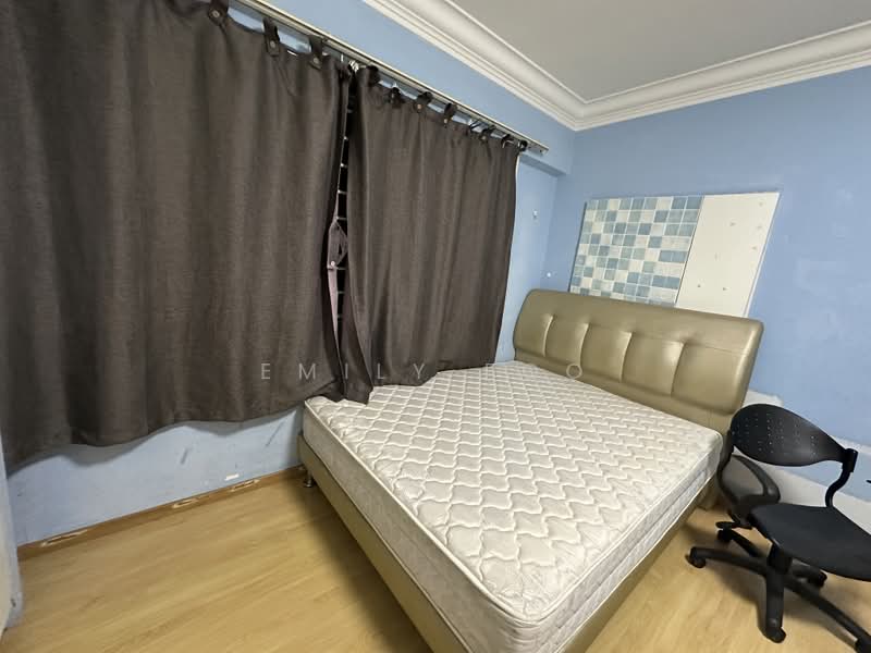 424 Serangoon Central, 424 Serangoon Central, Room Rental, 150 sqft, HDB Flat For Rent, by Emily Foo, 500189110 - Can change to Queen Bed for Couple - PropertyGuru.com.sg