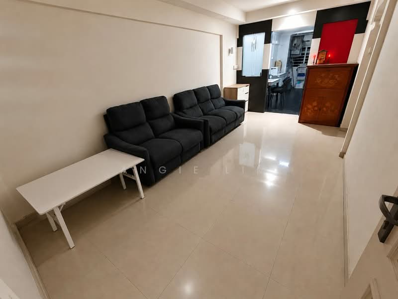 10 Gloucester Road, 10 Gloucester Road, 2 Bedrooms, 721 sqft, HDB Flat For Sale, by Angie Lim, 500189124 - Living Room - PropertyGuru.com.sg