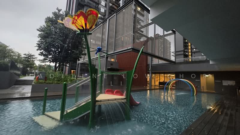 JadeScape, 314 Shunfu Road, 4 Bedrooms, 1,259 sqft, Condominium For Sale, by Madelene Low Chor Li, 500189128 - Kids' pool - PropertyGuru.com.sg