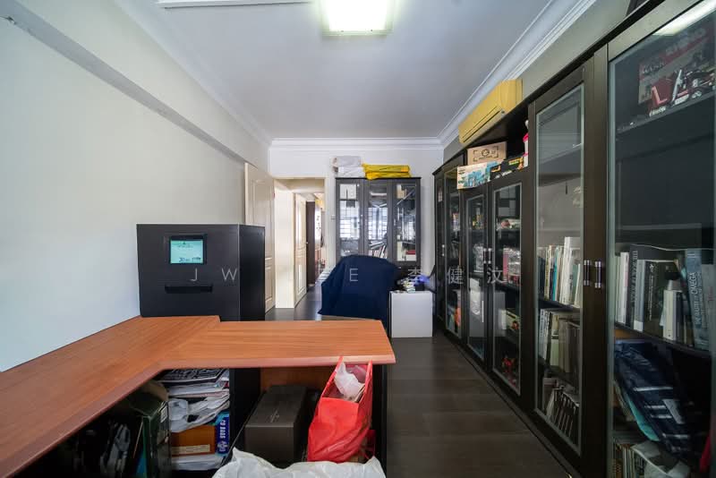 116 Bukit Batok West Avenue 6, 116 Bukit Batok West Avenue 6, 3 Bedrooms, 1,152 sqft, HDB Flat For Sale, by JW Lee 李健汶, 500189130 - Study - PropertyGuru.com.sg