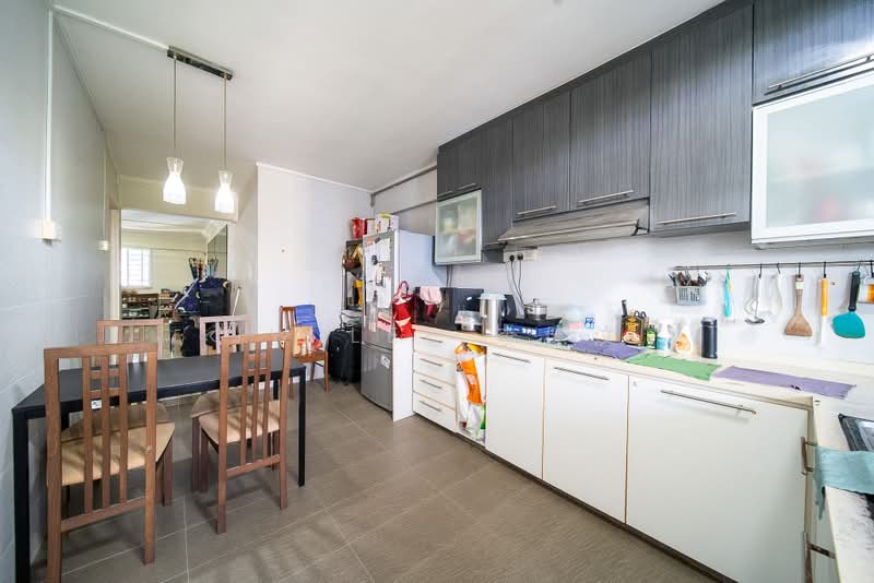 116 Bukit Batok West Avenue 6, 116 Bukit Batok West Avenue 6, 3 Bedrooms, 1,152 sqft, HDB Flat For Sale, by JW Lee 李健汶, 500189130 - Kitchen - PropertyGuru.com.sg